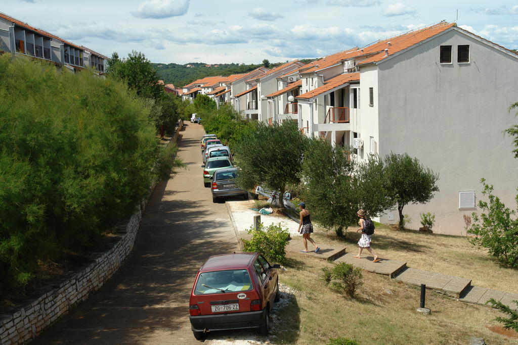 Apartments Hostin Garoful Duga Uvala Pavicini Exteriér fotografie